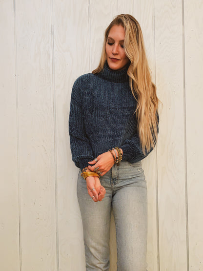 Cropped Turtleneck